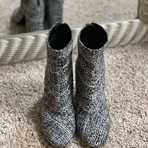 Grey- white boots. Size 7